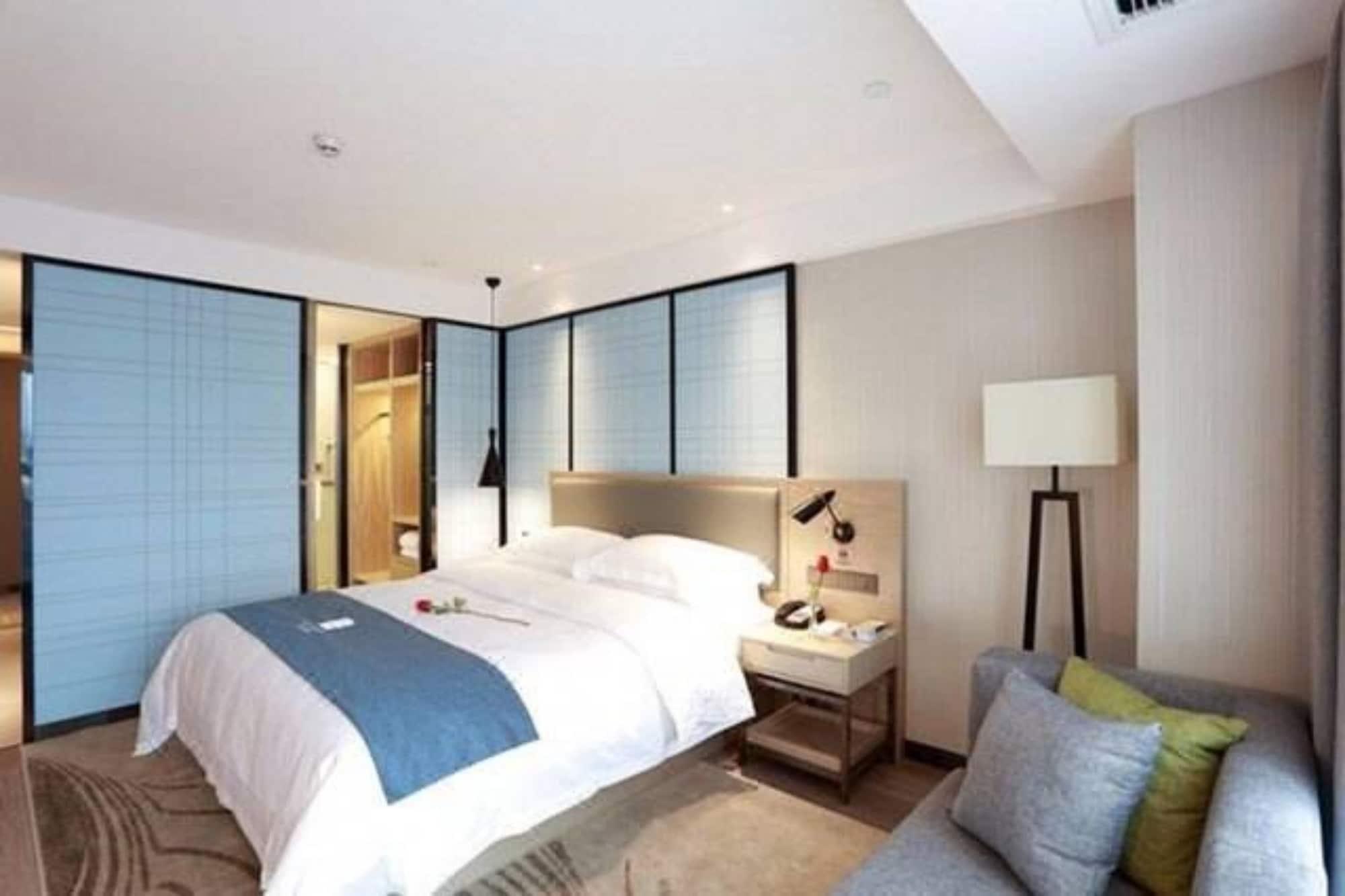 Echarm Hotel Guangzhou Kecun Metro Station ภายนอก รูปภาพ